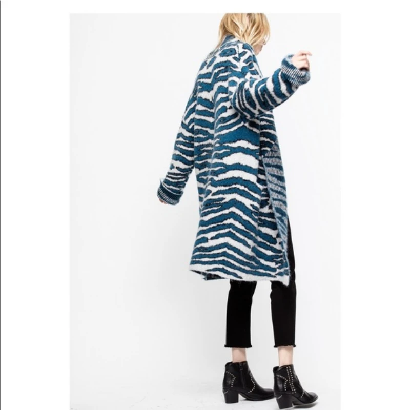 Ins Hot Selling V Neck Long Sleeve Leopard Warm Women Coat Long Trench Wool & Blends
Ins Hot Selling V Neck Long Sleeve Leopard Warm Women Coat Long Trench Wool & Blends