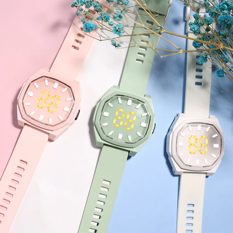 Student Comfortable electronic watch simple luminous waterproof sports LED watch For Women Men's Digital Colorful watch
Student Comfortable electronic watch simple luminous waterproof sports LED watch For Women Men's Digital Colorful watch
