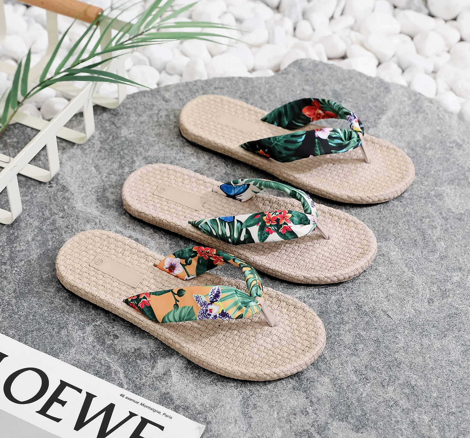 Imitation Hemp Rope Rubber Bottom 2022 Women'S Outer Wear Flip-Flops Flat Bottom Beach Flat Heel Clip-On Women'S Slippers
Imitation Hemp Rope Rubber Bottom 2022 Women'S Outer Wear Flip-Flops Flat Bottom Beach Flat Heel Clip-On Women'S Slippers