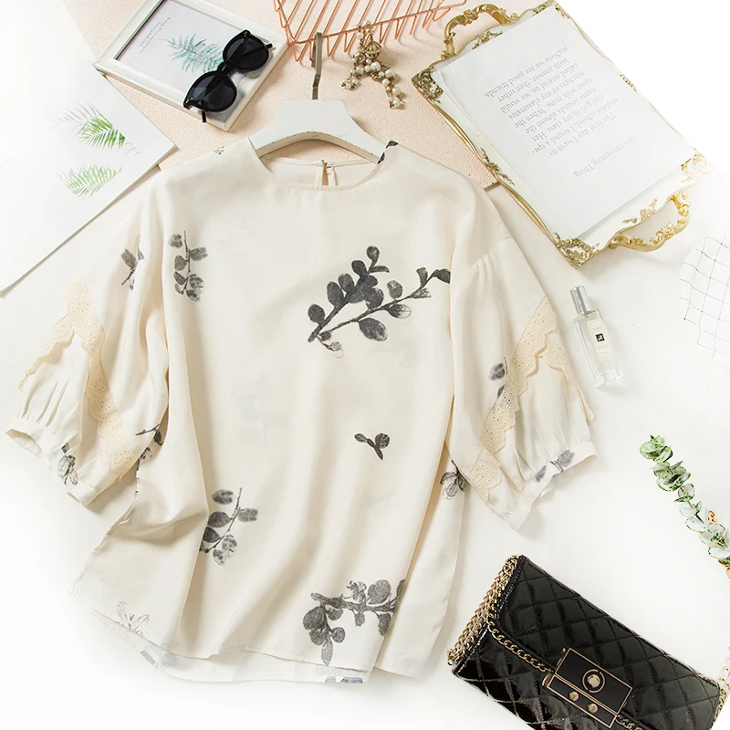 YCMYUNYAN Summer 2023 New Silk Print Vintage Blouses Loose Short Sleeve Top O-neck Ladies Clothing Satin Women's Shirts
YCMYUNYAN Summer 2023 New Silk Print Vintage Blouses Loose Short Sleeve Top O-neck Ladies Clothing Satin Women's Shirts