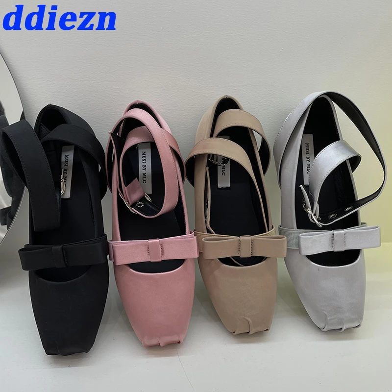 2023 Lolita Ladies Flats Shoes Outdoor Female Casual Shallow Fashion Silk Buckle Butterfly-Knot Ballet Flats Shoes For Women
2023 Lolita Ladies Flats Shoes Outdoor Female Casual Shallow Fashion Silk Buckle Butterfly-Knot Ballet Flats Shoes For Women