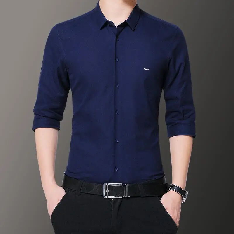 New Spring Men Fashion Blouse 100%Cotton Solid Half Sleeve Casual Business Embroidery Harmont Blouses Dress Blaine Shirts
New Spring Men Fashion Blouse 100%Cotton Solid Half Sleeve Casual Business Embroidery Harmont Blouses Dress Blaine Shirts