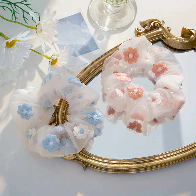 Romantic Pink Blue Sweet Embroidery Flower Hair Ring Organza Intestine Ring Hair Rope Ins Mesh Head Rope Girl Hair Accessories
Romantic Pink Blue Sweet Embroidery Flower Hair Ring Organza Intestine Ring Hair Rope Ins Mesh Head Rope Girl Hair Accessories