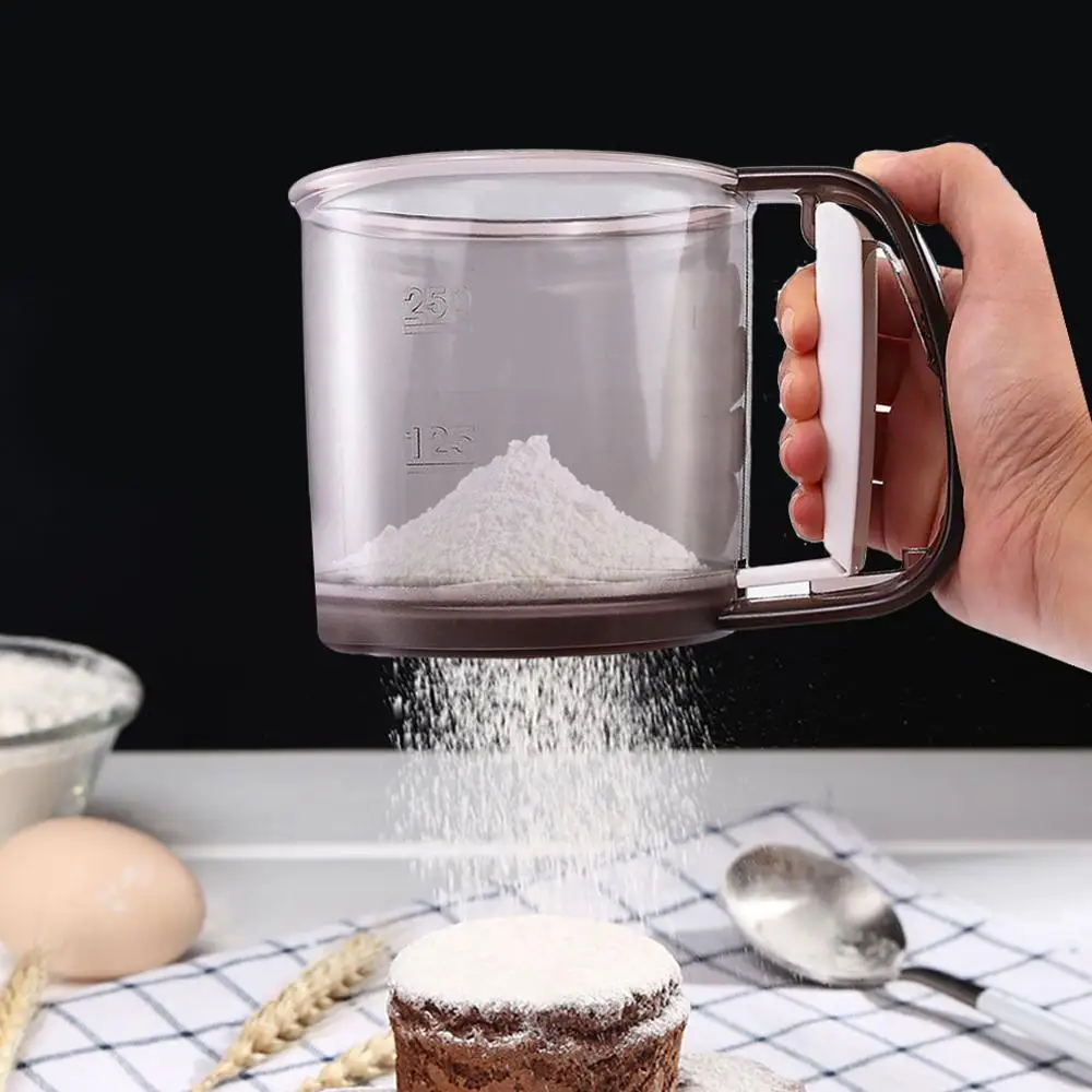 Hand-Held Plastic Flour Sieve Cup Powder Sieve Mesh Kitchen Gadget For Cake Hand-Screened Sugar Mesh Sieve Baking Sieve Strainer
Hand-Held Plastic Flour Sieve Cup Powder Sieve Mesh Kitchen Gadget For Cake Hand-Screened Sugar Mesh Sieve Baking Sieve Strainer