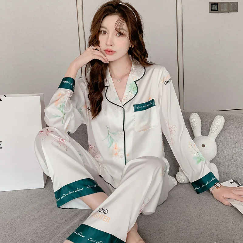 Jxgarb New Design Ice Silk Pajamas Sets With Long Sleeve Trousers Letter Flower Print Fashion Satin Nightwear Femme
Jxgarb New Design Ice Silk Pajamas Sets With Long Sleeve Trousers Letter Flower Print Fashion Satin Nightwear Femme