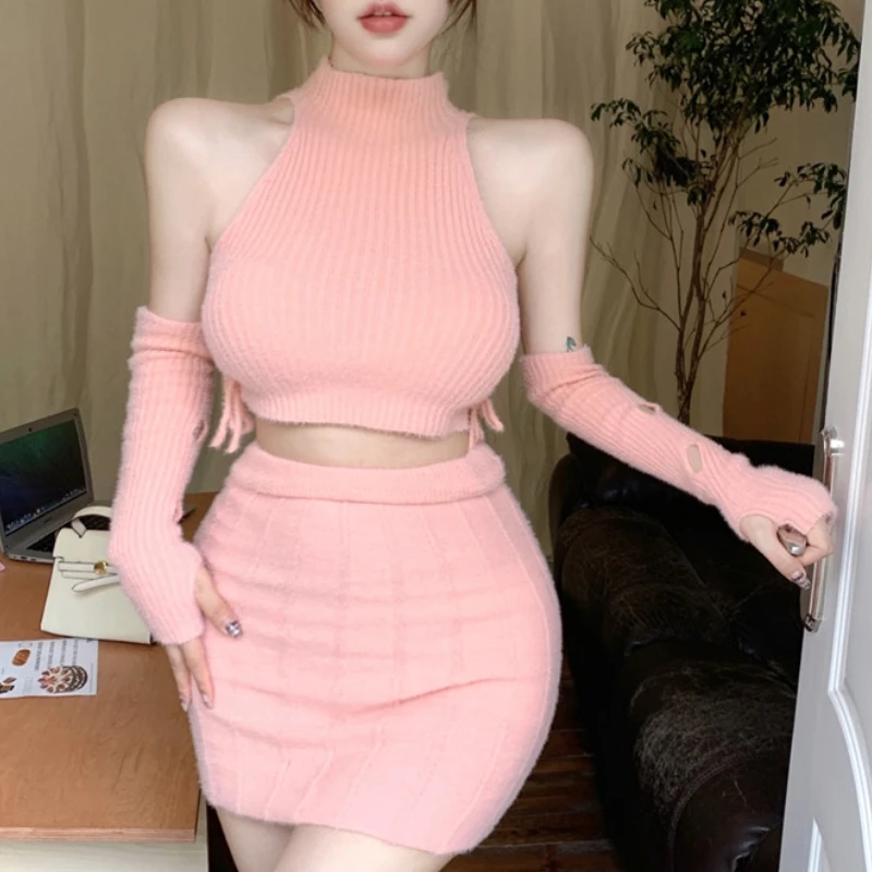 Женский трикотажный Костюм-двойка, без рукавов
Женский трикотажный Костюм-двойка, без рукавов