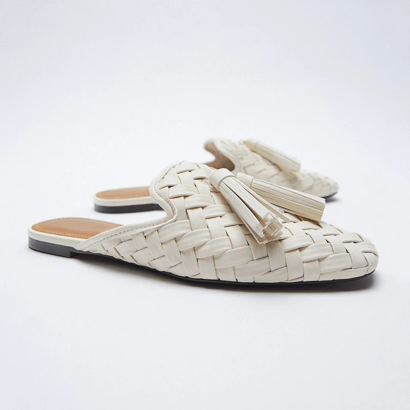 2022 Spring And Summer New Flat-bottomed Fringed Muller Shoes Baotou Single Shoes Woven Sandals Comfortable Women's Shoes
2022 Spring And Summer New Flat-bottomed Fringed Muller Shoes Baotou Single Shoes Woven Sandals Comfortable Women's Shoes