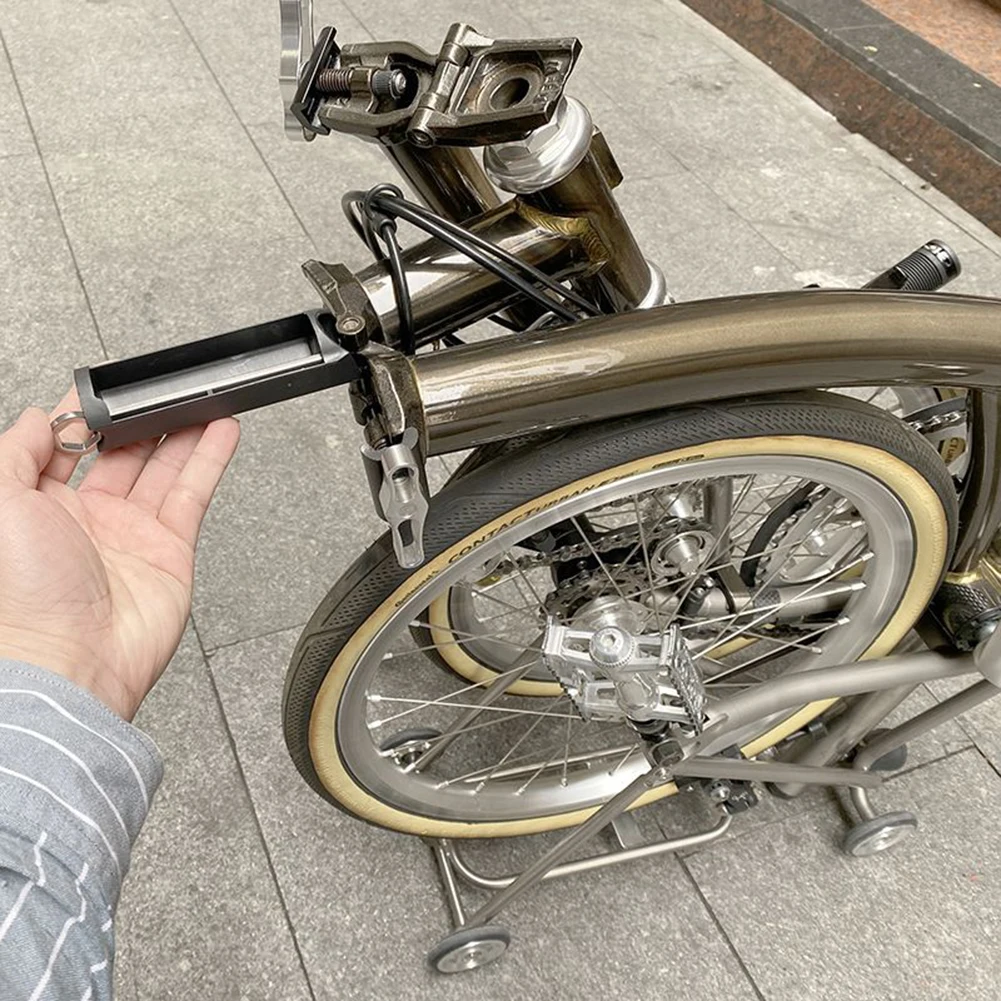Brand New Tool Tray 116x34.5x32mm ABS+Steel Bike Accessories Durable Folding Bike Frame Tool Tray Road Bicycle
Brand New Tool Tray 116x34.5x32mm ABS+Steel Bike Accessories Durable Folding Bike Frame Tool Tray Road Bicycle