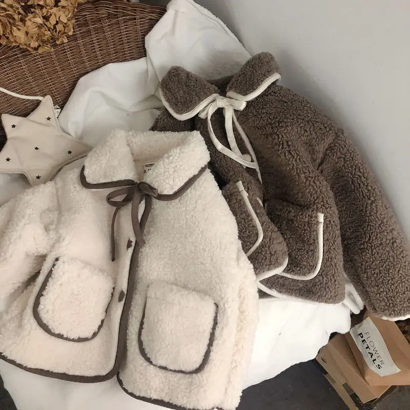 Girl Baby Lamb Wool Rabbit Fur Lapel Coat 2022 Spring and Autumn Children's Korean Foreign Style Outwear Jacket
Girl Baby Lamb Wool Rabbit Fur Lapel Coat 2022 Spring and Autumn Children's Korean Foreign Style Outwear Jacket