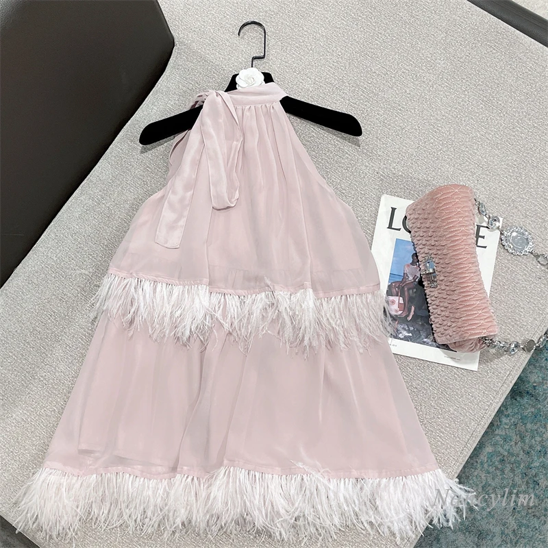 Пикантное шифоновое платье без рукавов с лямкой на шее для женщин, Новинка лета 2022, облегающие короткие платья для отпуска с вышивкой со стр...
Пикантное шифоновое платье без рукавов с лямкой на шее для женщин, Новинка лета 2022, облегающие короткие платья для отпуска с вышивкой со стр...