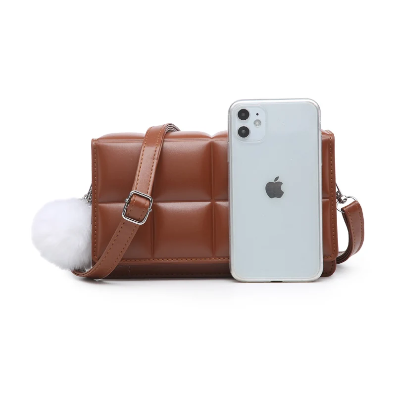 2022 new trendy brand light luxury plaid soft leather bag business casual women's bag messenger shoulder bag
2022 new trendy brand light luxury plaid soft leather bag business casual women's bag messenger shoulder bag