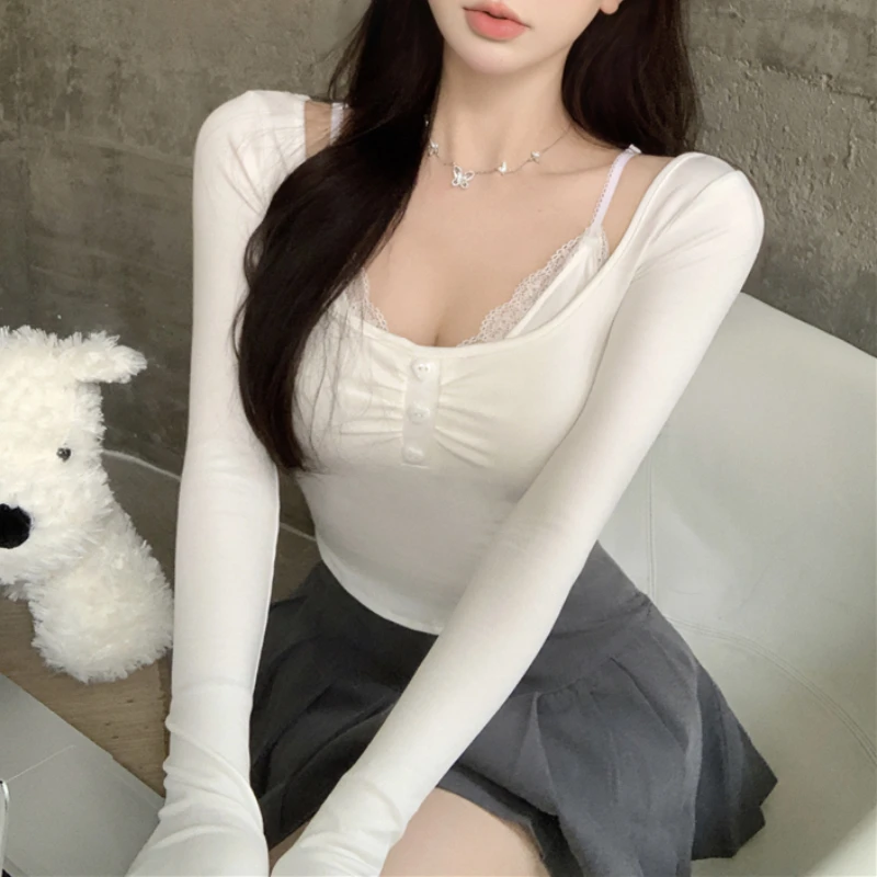 2022 Autumn for Women Crop Tops Korean Style Retro Screw Thread Fake 2 Pieces T-Shirt Knitting Long-sleeved Slim LaceTee Shirt
2022 Autumn for Women Crop Tops Korean Style Retro Screw Thread Fake 2 Pieces T-Shirt Knitting Long-sleeved Slim LaceTee Shirt