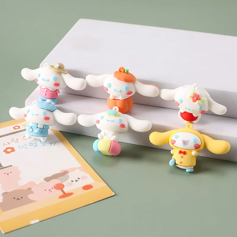 New Sanrio Keychain Cinnamoroll Charm Pvc Keychain Couple Cinnamoroll Schoolbag Pendant Couple Small Gift Children Kawaii Gifts
New Sanrio Keychain Cinnamoroll Charm Pvc Keychain Couple Cinnamoroll Schoolbag Pendant Couple Small Gift Children Kawaii Gifts