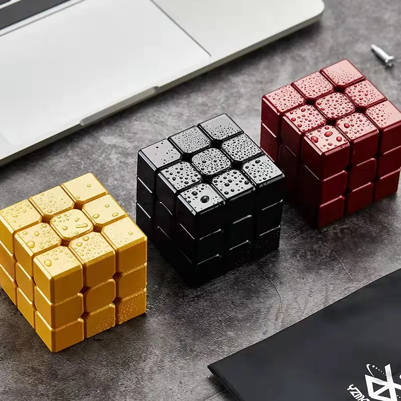 3X3 Alloy Decompression Magic Cube Metal Unlimited Speed Game Cube Rubix Puzzle Cubo Magico Fidget Toys Antistress Kids Toys
3X3 Alloy Decompression Magic Cube Metal Unlimited Speed Game Cube Rubix Puzzle Cubo Magico Fidget Toys Antistress Kids Toys