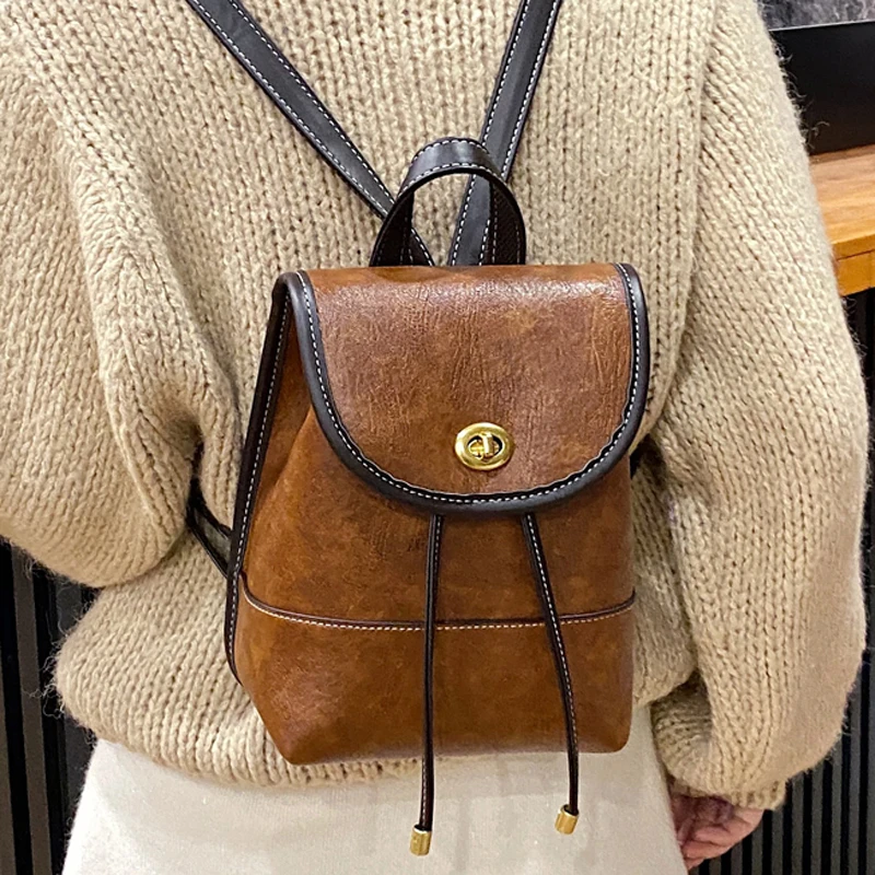 Vintage Small Leather Woman Backpacks New Female Fashion Backpack Travelling Shoulder Bag Mochilas School Bags for Teenage Girls
Vintage Small Leather Woman Backpacks New Female Fashion Backpack Travelling Shoulder Bag Mochilas School Bags for Teenage Girls