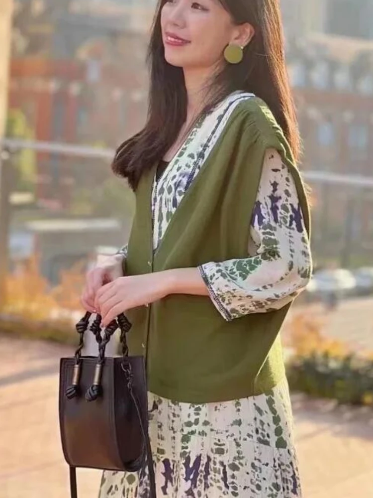 2022 New Spring /Summer New Ink and Wash Print Tie-dye Puff Sleeve Printed Shirt V Neck Loose Women Top/Dress
2022 New Spring /Summer New Ink and Wash Print Tie-dye Puff Sleeve Printed Shirt V Neck Loose Women Top/Dress