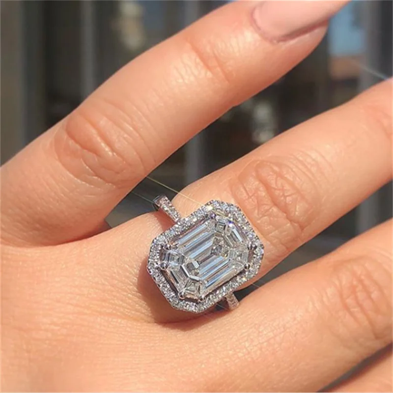 Cute Elegant Silver Colors Rings for Women Trendy Metal Inlaid White Stone Wedding Engagement Jewelry
Cute Elegant Silver Colors Rings for Women Trendy Metal Inlaid White Stone Wedding Engagement Jewelry