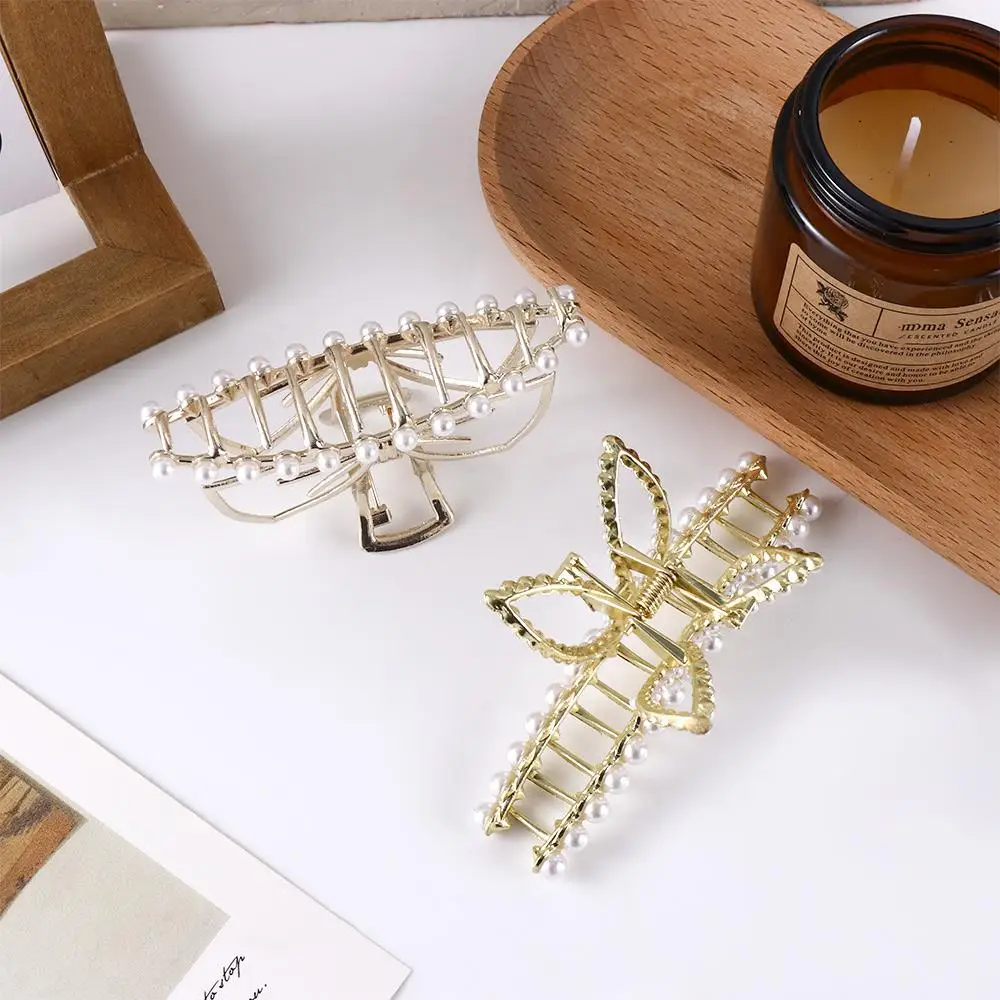 Large Bathing Female Headwear Rabbit Ears Pearl Hair Claws Hair Accessories Korean Style Crab Clips Women Hair Clips
Large Bathing Female Headwear Rabbit Ears Pearl Hair Claws Hair Accessories Korean Style Crab Clips Women Hair Clips