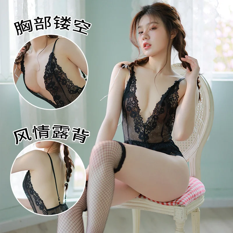 Sexy lingerie suit sexy pajamas women's summer lace nightdress deep V suspender skirt home suit
Sexy lingerie suit sexy pajamas women's summer lace nightdress deep V suspender skirt home suit