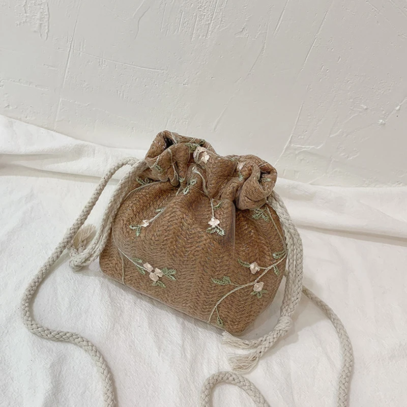 QIAOSANSAN Women's Handbag Designer New Fashion Lace All-match ins Drawstring Bucket-shaped Shoulder Messenger Straw Bag
QIAOSANSAN Women's Handbag Designer New Fashion Lace All-match ins Drawstring Bucket-shaped Shoulder Messenger Straw Bag