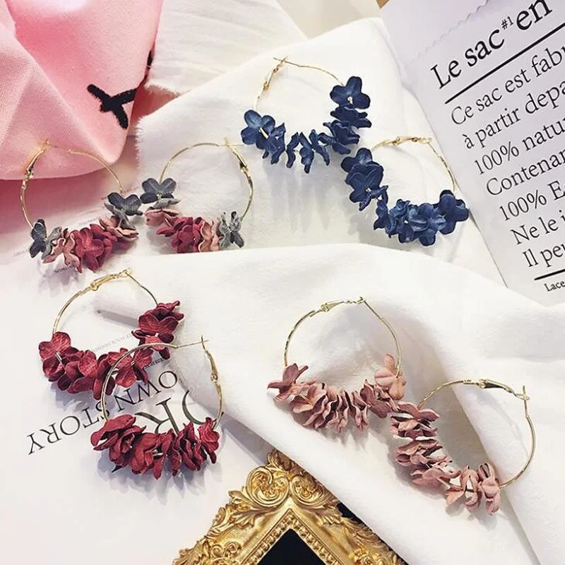 2022 New Korean Exaggerate Big Flower Stud Earrings For Women Summer Fashion Accessories Elegant Boucle D'oreille
2022 New Korean Exaggerate Big Flower Stud Earrings For Women Summer Fashion Accessories Elegant Boucle D'oreille