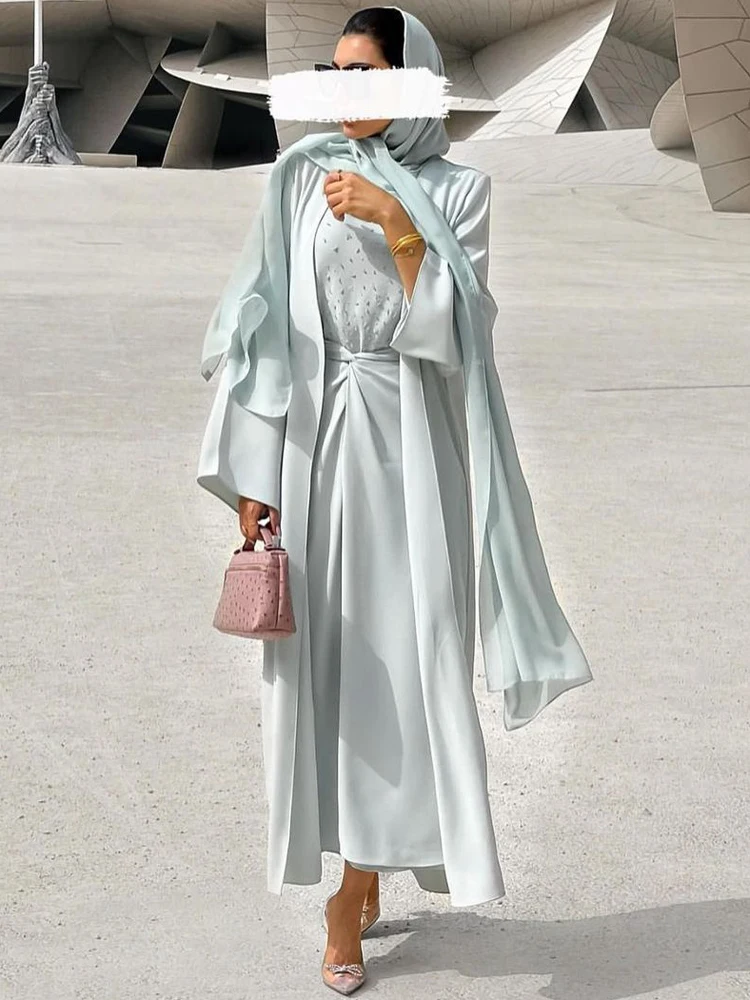 Muslim Woman Set Dubai 3 Piece Matching Outfits Open Abaya + Sleeveless Dress + Wrap Tie Skirt Islamic Clothing Ramadan Modesty
Muslim Woman Set Dubai 3 Piece Matching Outfits Open Abaya + Sleeveless Dress + Wrap Tie Skirt Islamic Clothing Ramadan Modesty