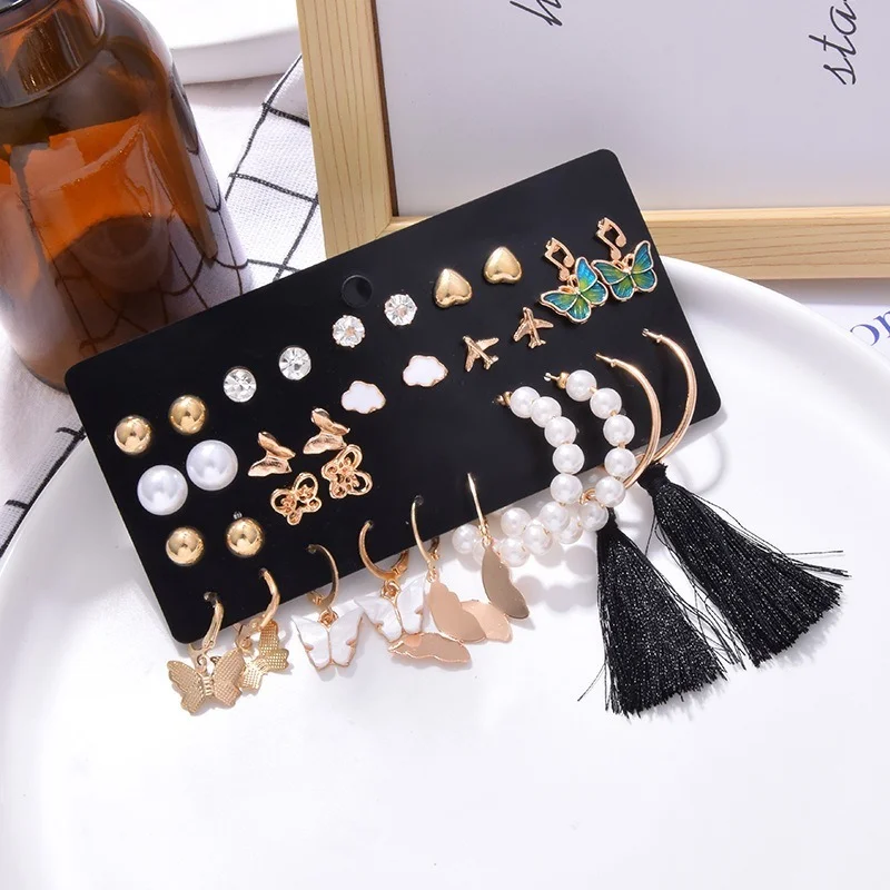 17 Pairs of Earrings Korean Fashion Popular Love Imitation Pearl Earrings Set Retro Bohemian Butterfly Long Tassel Earrings
17 Pairs of Earrings Korean Fashion Popular Love Imitation Pearl Earrings Set Retro Bohemian Butterfly Long Tassel Earrings