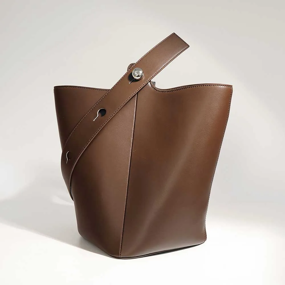 MS Minimalism Style Women Cow Leather Bags American Style Shoulder Bukcet Bag Chic Trend Large Tote Purses Lady Daily Bag 2023
MS Minimalism Style Women Cow Leather Bags American Style Shoulder Bukcet Bag Chic Trend Large Tote Purses Lady Daily Bag 2023