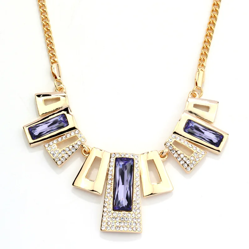 Clavicle Chain Geometric Rectangle Purple Crystal Pendant Short Necklace Ladies Retro Korean Fashion Sweater Chain Jewelry
Clavicle Chain Geometric Rectangle Purple Crystal Pendant Short Necklace Ladies Retro Korean Fashion Sweater Chain Jewelry