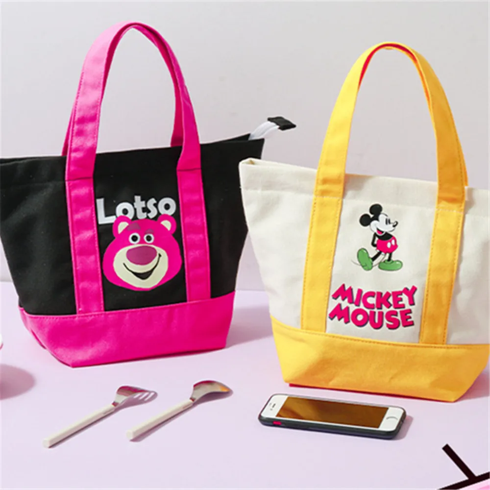 Сумка на одно плечо Disney Lotso для девочек, брезентовый вместительный тоут с Дональдом Даком, модный простой стильный Ланч-бокс с Микки Маусом
Сумка на одно плечо Disney Lotso для девочек, брезентовый вместительный тоут с Дональдом Даком, модный простой стильный Ланч-бокс с Микки Маусом