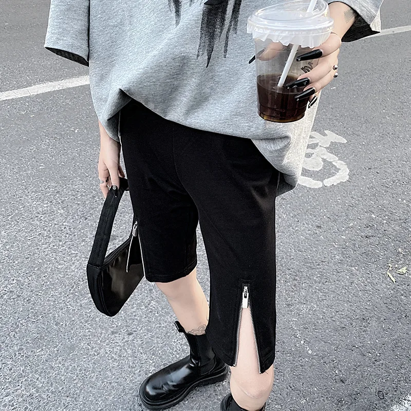 Women's Cropped Pants Summer Loose Retro Goth Slim-Fit Zipper Design Tight Beach Base streetwear women
Women's Cropped Pants Summer Loose Retro Goth Slim-Fit Zipper Design Tight Beach Base streetwear women