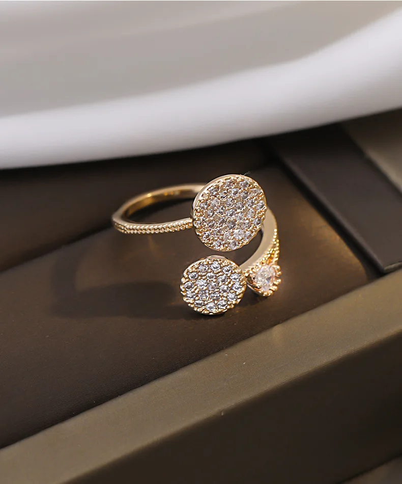 2022 Korean New Exquisite Geometric Round Cubic Zircon Ring Women's Fashion Temperament Simple Versatile Open Ring
2022 Korean New Exquisite Geometric Round Cubic Zircon Ring Women's Fashion Temperament Simple Versatile Open Ring