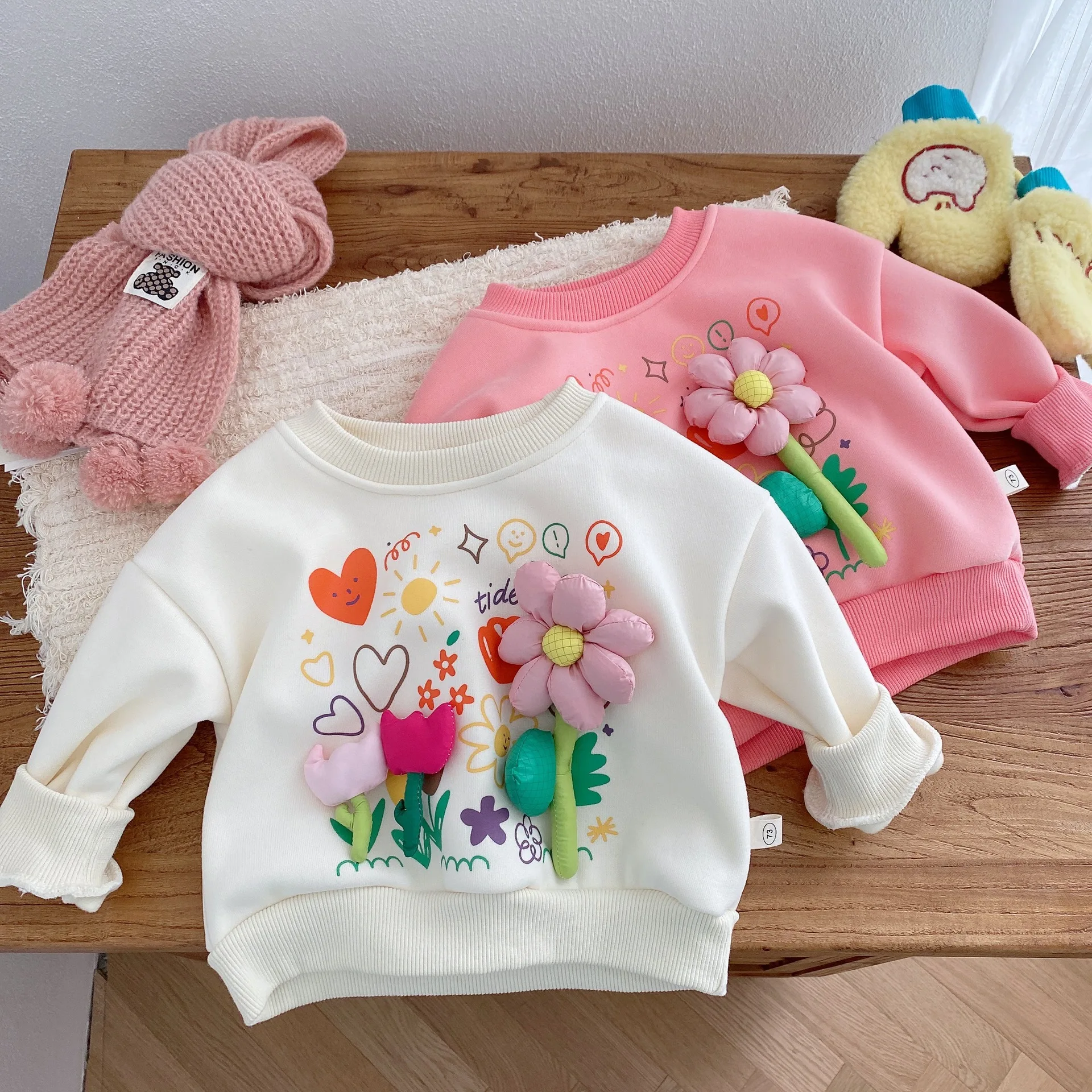 2022 Autumn Winter Children's Clothing Girl Infant 3d Flower Plus Fleece T-shirt Boy Toddler Cartoon Print Thicken Cotton Tops 
2022 Autumn Winter Children's Clothing Girl Infant 3d Flower Plus Fleece T-shirt Boy Toddler Cartoon Print Thicken Cotton Tops