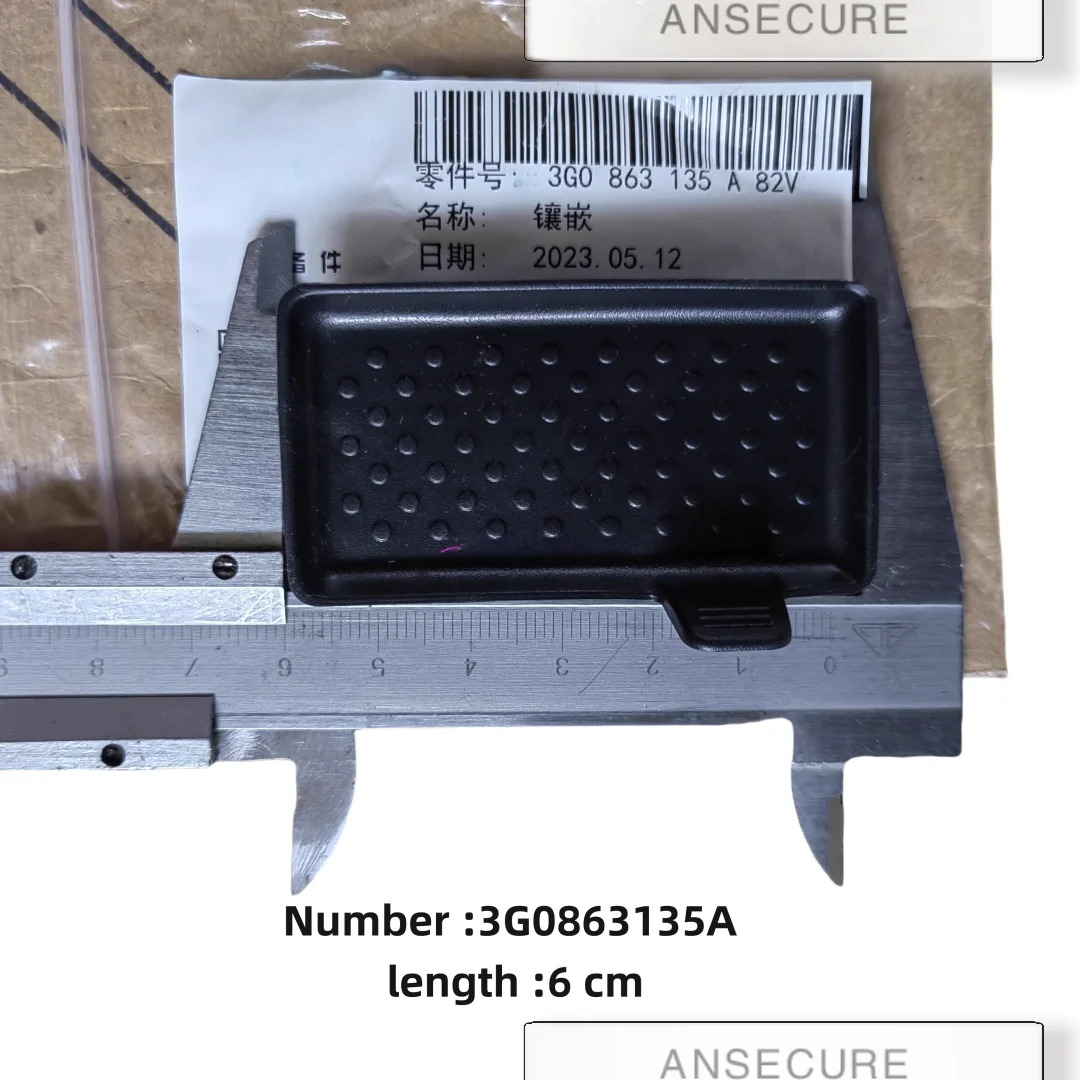 Черная резиновая вставка отделения центральной консоли для VW Passat B8 Arteon 3G0863135
Черная резиновая вставка отделения центральной консоли для VW Passat B8 Arteon 3G0863135