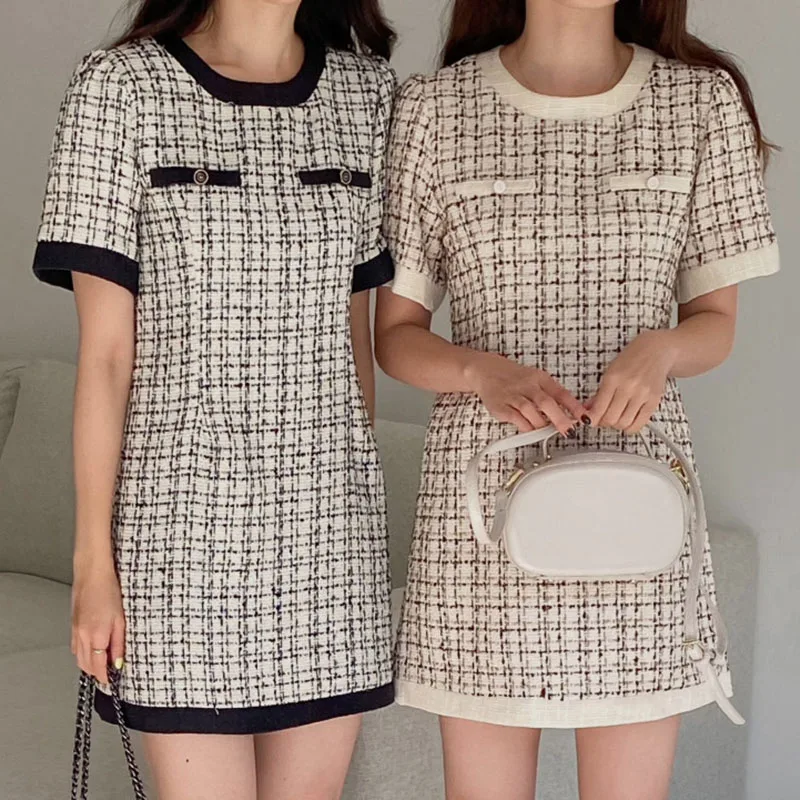Korean chic retro temperament round neck contrast color plaid double pocket high waist slim dress short skirt women
Korean chic retro temperament round neck contrast color plaid double pocket high waist slim dress short skirt women