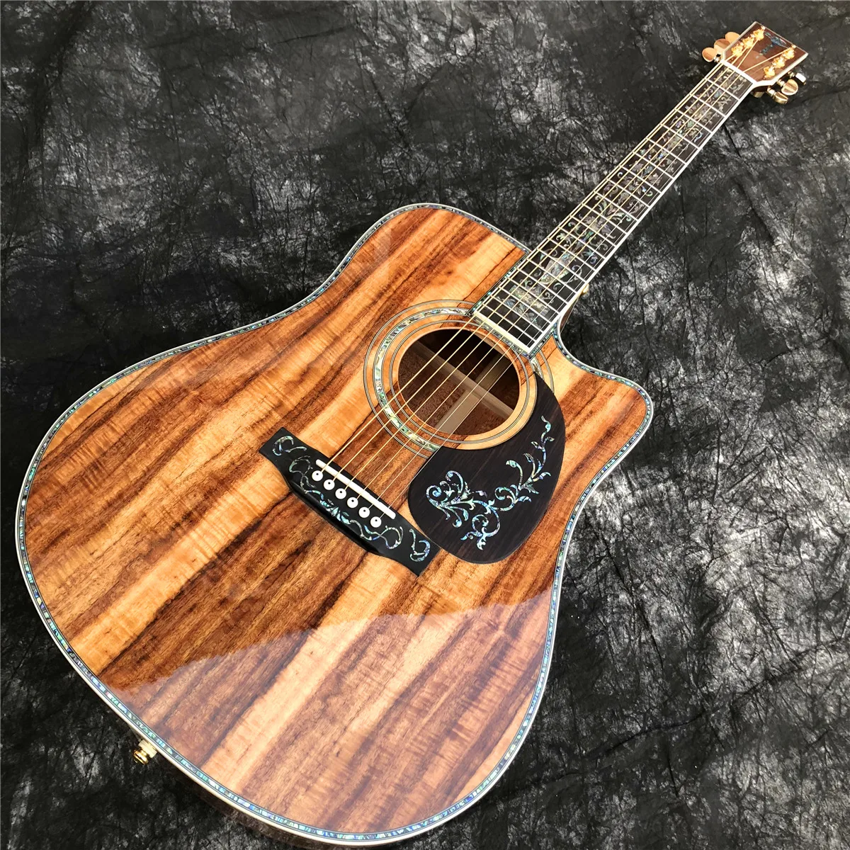 Cutaway 41 Inches D Style Koa Wood Acoustic Guitar Alalone Ebony Fingerboard Professional Solid Guitarra
Cutaway 41 Inches D Style Koa Wood Acoustic Guitar Alalone Ebony Fingerboard Professional Solid Guitarra
