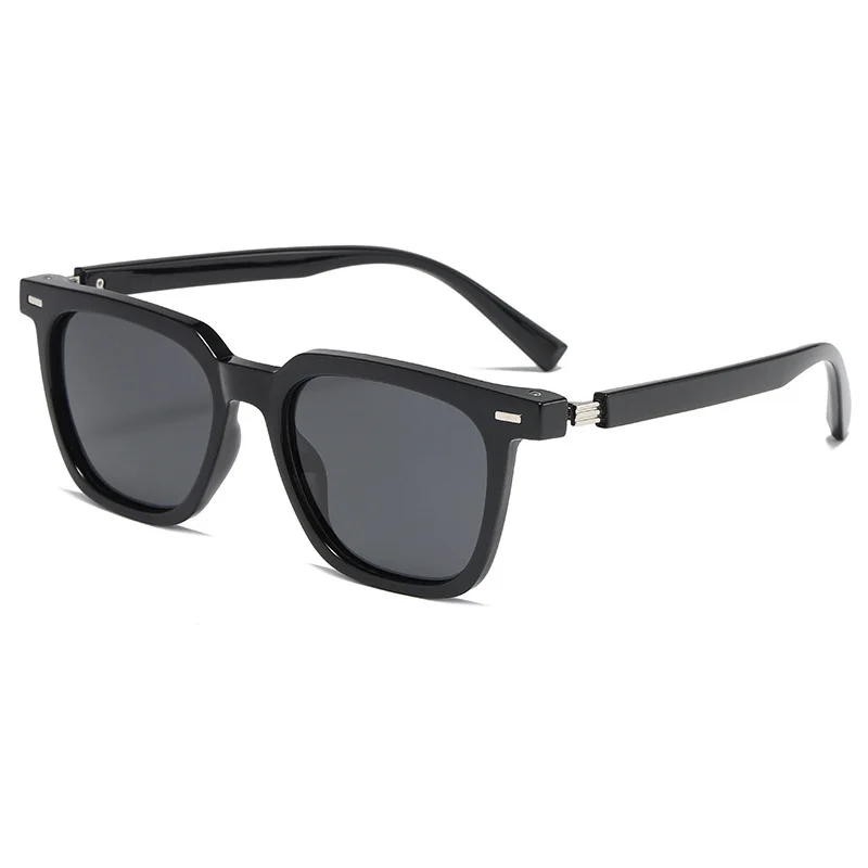 2022 New Meter Nail Polarized Women's Sunglasses Fashion Personality Street Shot Sexy Box High Quality Glasses UV400
2022 New Meter Nail Polarized Women's Sunglasses Fashion Personality Street Shot Sexy Box High Quality Glasses UV400