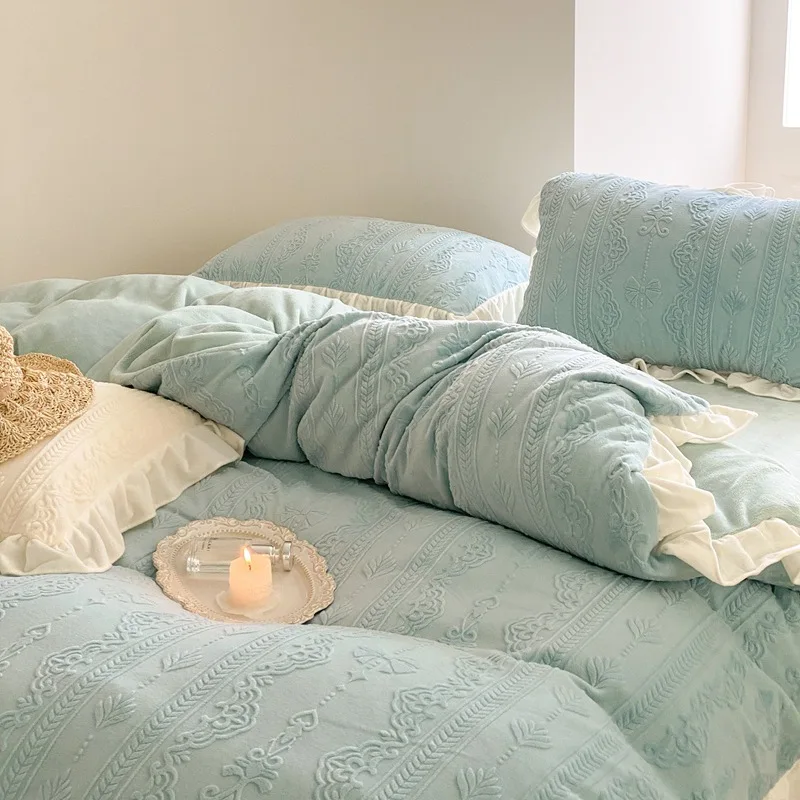 A-Class Milk Fleece Bedding Set of 4pcs for Winter Warmth, Thickened Double sided Fleece Duvet Cover, Coral Flannel Bedding
A-Class Milk Fleece Bedding Set of 4pcs for Winter Warmth, Thickened Double sided Fleece Duvet Cover, Coral Flannel Bedding