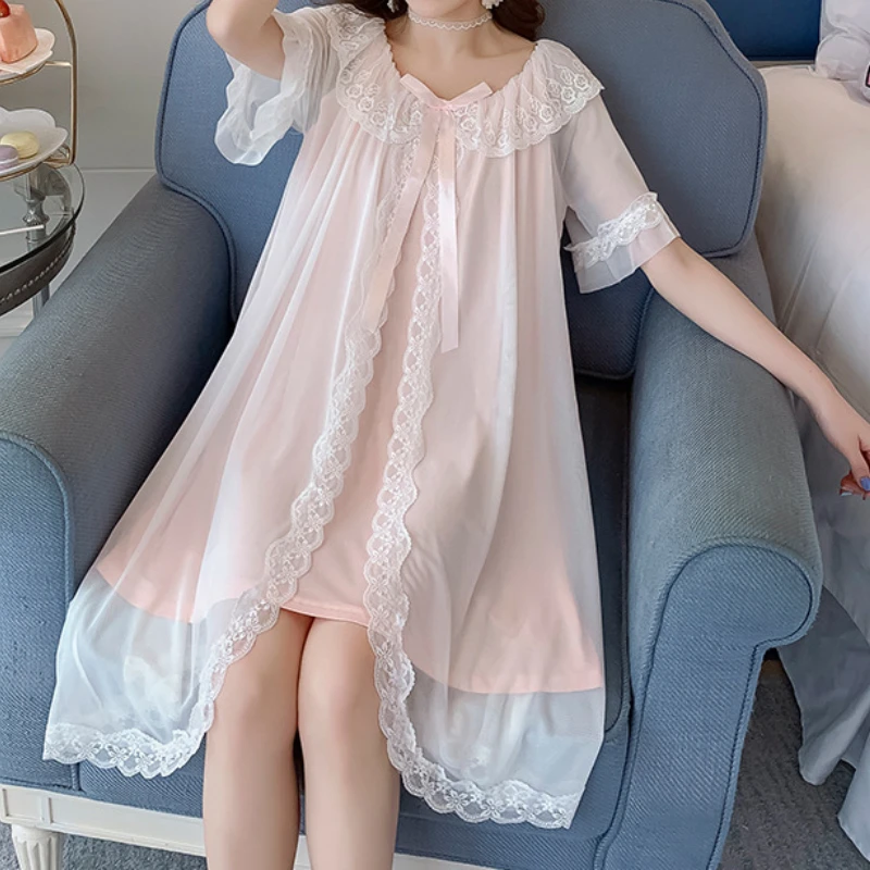 Romantic Lace Modal Night Dress Women Girl Vintage Sweet Short Sleeve Nightwear White Pink Mesh Nightgowns Princess Sleepwear
Romantic Lace Modal Night Dress Women Girl Vintage Sweet Short Sleeve Nightwear White Pink Mesh Nightgowns Princess Sleepwear