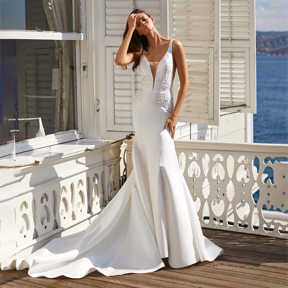 UETEEY Mermaid Wedding Dresses Sexy Deep V-Neck Jersey Modern Bride Gown Sweep Train 2022 Sleeveless Backless Vestido De Novia 
UETEEY Mermaid Wedding Dresses Sexy Deep V-Neck Jersey Modern Bride Gown Sweep Train 2022 Sleeveless Backless Vestido De Novia