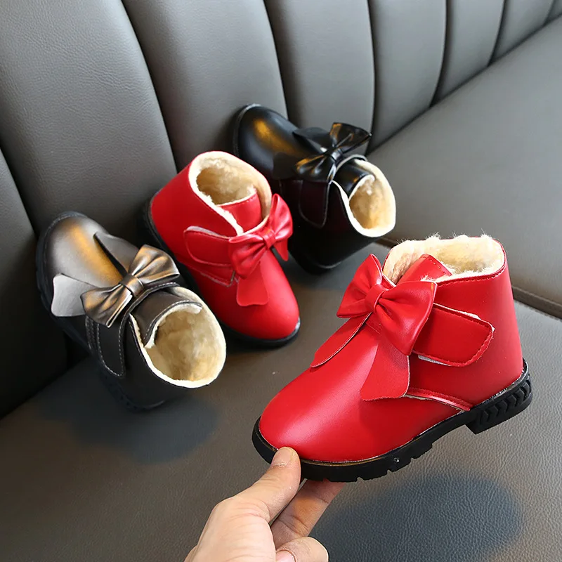 Winter New Cute Bow Snow Boots For Girls Leather Casual Shoes Soft Bottom Children Shoes Big Kids Princess Plush Warm Boots
Winter New Cute Bow Snow Boots For Girls Leather Casual Shoes Soft Bottom Children Shoes Big Kids Princess Plush Warm Boots