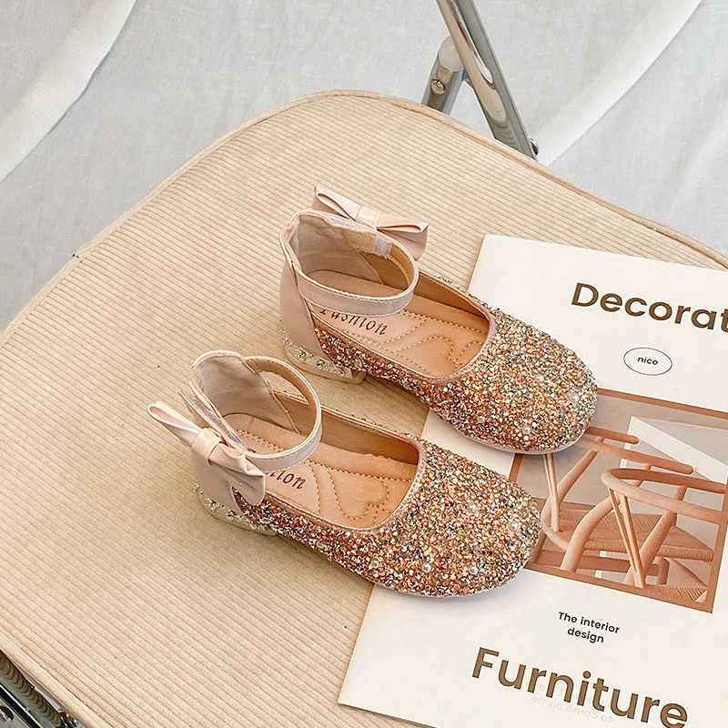 Girls' Rhinestone Princess Leather Shoes New Spring Autumn Sequin Bow Children's Shoes Student Fashion Single Shoes H569
Girls' Rhinestone Princess Leather Shoes New Spring Autumn Sequin Bow Children's Shoes Student Fashion Single Shoes H569