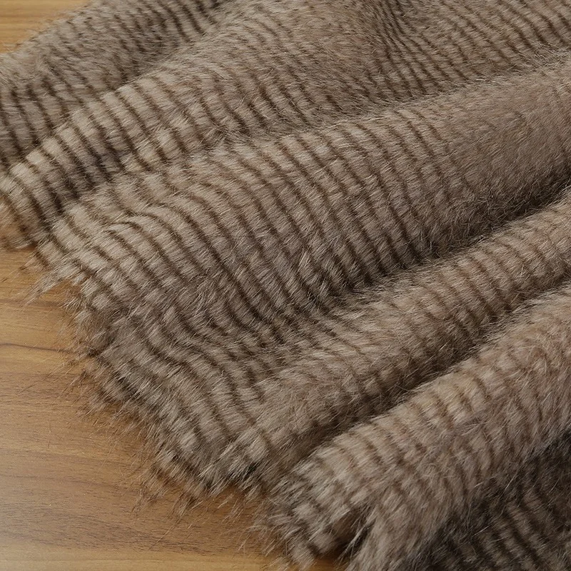 Long Hair Imitation Fur Fabric Peacock Stripes Fake Fur Collar Plush Toys Pet Nest Mats DIY Decoration Fur Fabric 50x180cm
Long Hair Imitation Fur Fabric Peacock Stripes Fake Fur Collar Plush Toys Pet Nest Mats DIY Decoration Fur Fabric 50x180cm