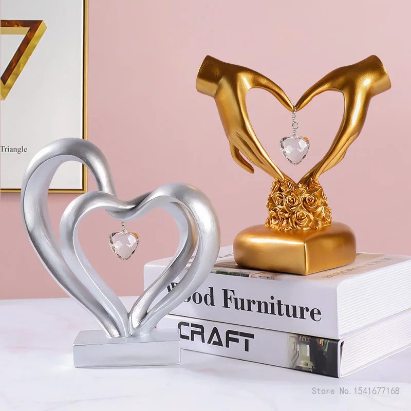 Creative wedding Valentine's Day gift heart-to-heart resin crafts ornaments home living room window decoration desktop ornament
Creative wedding Valentine's Day gift heart-to-heart resin crafts ornaments home living room window decoration desktop ornament