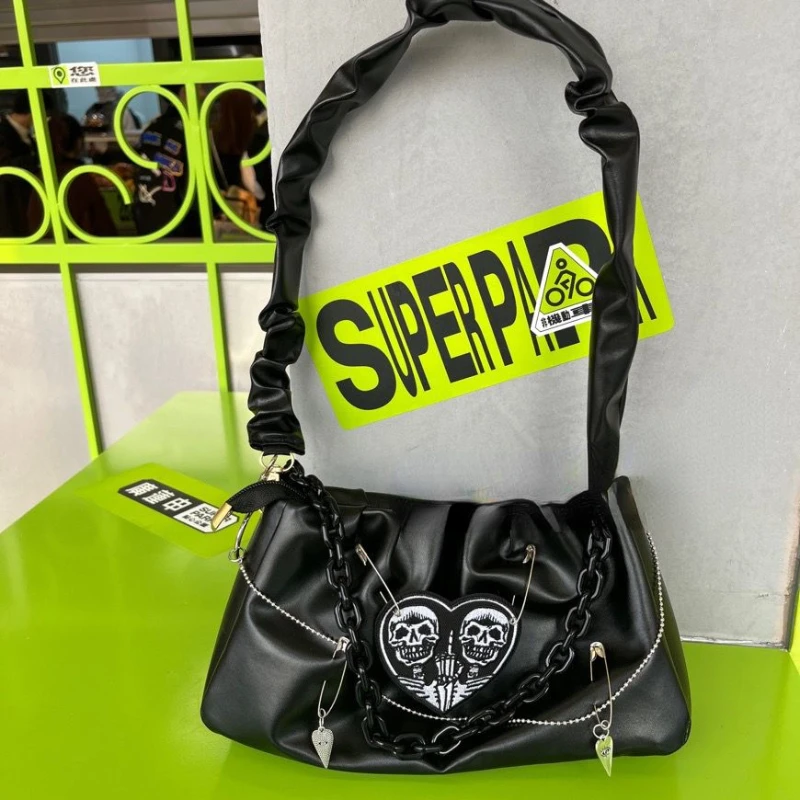 Xiuya Y2k Women Shoulder Bag Chain Pin Advanced Pu Leather Punk Chain Handbag Black Vintage Skull Fashion Designer Underarm Bag
Xiuya Y2k Women Shoulder Bag Chain Pin Advanced Pu Leather Punk Chain Handbag Black Vintage Skull Fashion Designer Underarm Bag