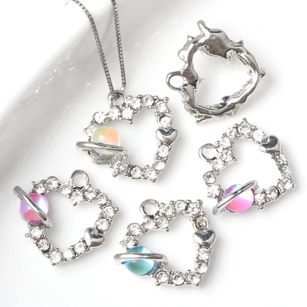10pcs Alloy Hollow Out Inlaid Rhinestone Crystal Heart Shape Pendant Making Earrings Necklace Bracelet Charm Jewelry Accessories
10pcs Alloy Hollow Out Inlaid Rhinestone Crystal Heart Shape Pendant Making Earrings Necklace Bracelet Charm Jewelry Accessories