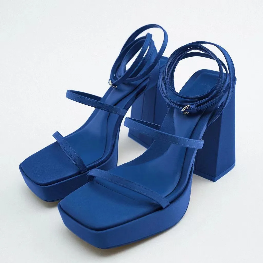 2022 Sandals Large Size Female Shoe Clogs With Heel Espadrilles Platform Square Toe Buckle Strap New Big Girls Comfort Thick Hig
2022 Sandals Large Size Female Shoe Clogs With Heel Espadrilles Platform Square Toe Buckle Strap New Big Girls Comfort Thick Hig