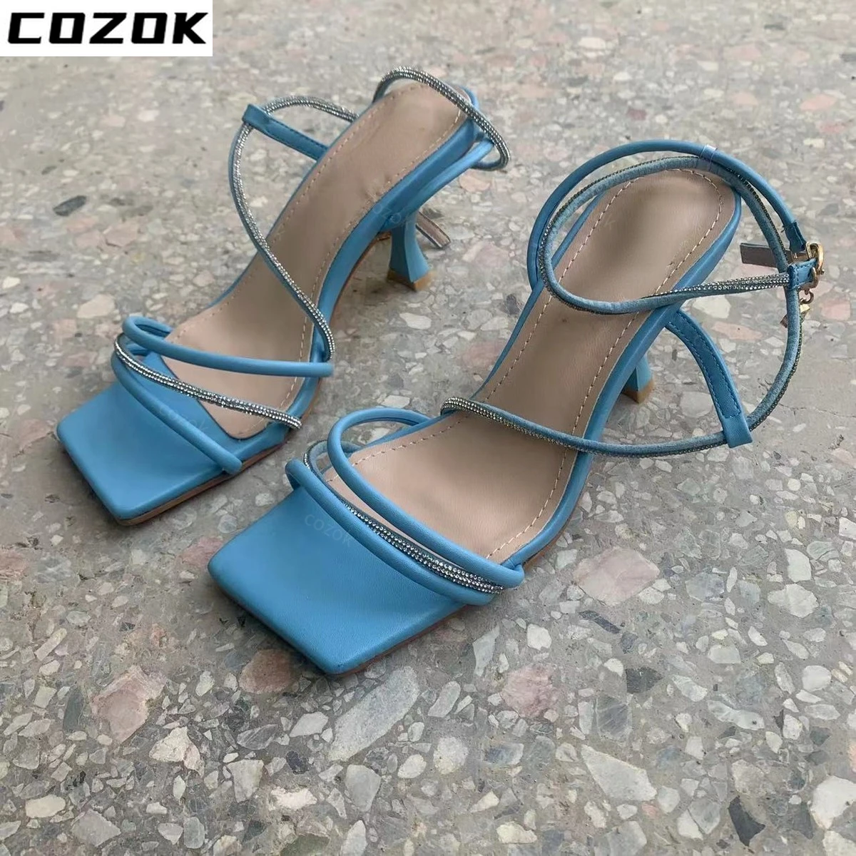 Sandals Women's 2022 New Summer Strap Rhinestone Square Toe Stiletto All-match One Word Buckle Open Toe Sandals Pumps Crystal
Sandals Women's 2022 New Summer Strap Rhinestone Square Toe Stiletto All-match One Word Buckle Open Toe Sandals Pumps Crystal