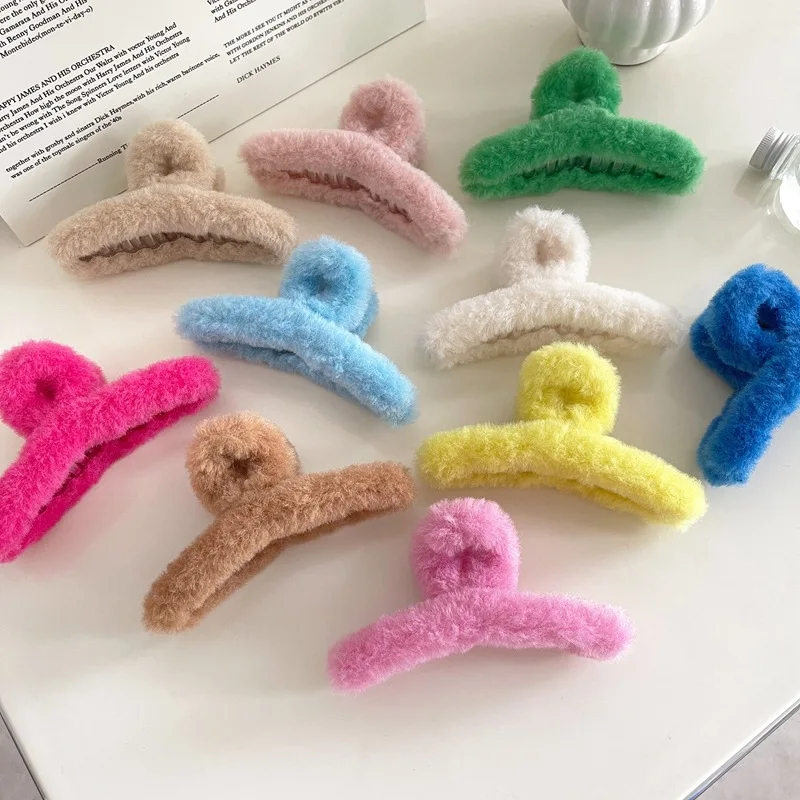 Plush Hair Clip Claws Elegant Acrylic Crab Hairpins Faux Fur Shark Clip Barrette Headwear For Women Girl Winter Hair Accessories
Plush Hair Clip Claws Elegant Acrylic Crab Hairpins Faux Fur Shark Clip Barrette Headwear For Women Girl Winter Hair Accessories