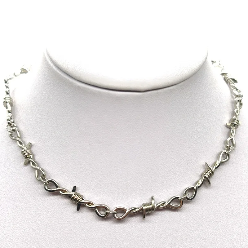 Small wire Brambles Iron Unisex Choker Necklace Women Hip-hop Gothic Punk Style Barbed Wire Little thorns Chain Choker Gifts
Small wire Brambles Iron Unisex Choker Necklace Women Hip-hop Gothic Punk Style Barbed Wire Little thorns Chain Choker Gifts